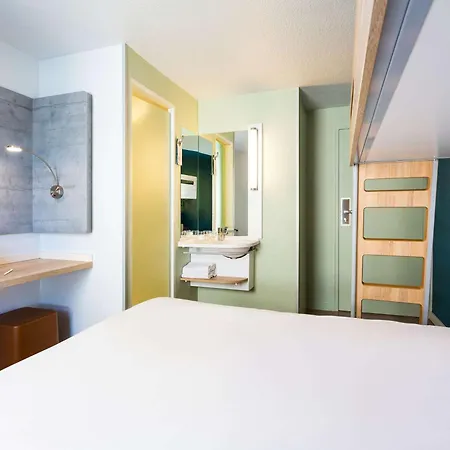 Hotel Ibis Budget Centre - Gare Saint Jean 2*