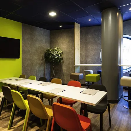 Ibis Budget Centre - Gare Saint Jean بوردو