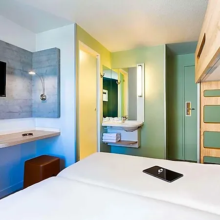 Ibis Budget Centre - Gare Saint Jean 2*