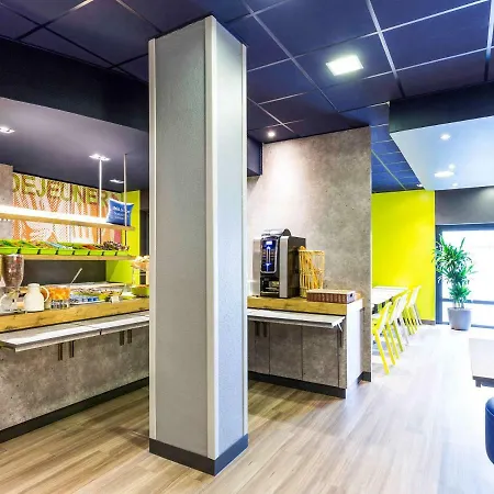 Ibis Budget Centre - Gare Saint Jean 2*