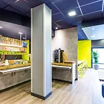 Ibis Budget Centre - Gare Saint Jean 2*